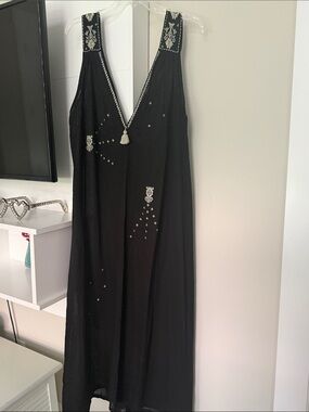 NWT gorgeous hand made flowy Black Embroidered V-Neck Maxi Dress! One Size.